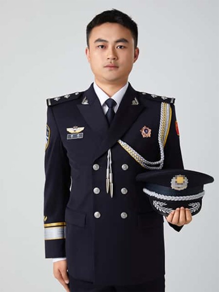 警礼服